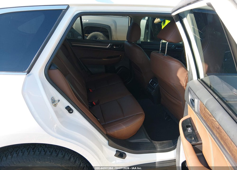 2019 SUBARU OUTBACK 3.6R TOURING VIN: 4S4BSETC8K3207898