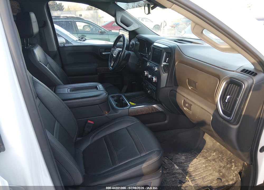 2020 GMC SIERRA 1500 4WD  SHORT BOX DENALI VIN: 3GTU9FET7LG220264