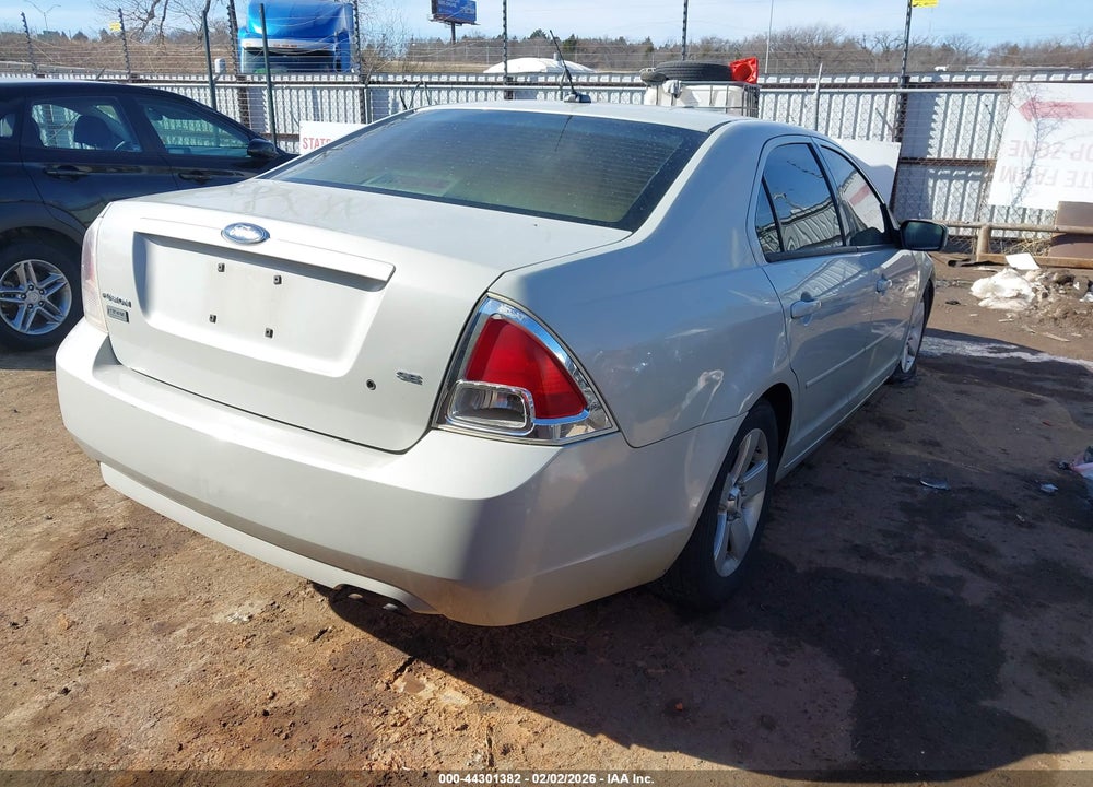 2008 FORD FUSION SE VIN: 3FAHP07Z98R121162