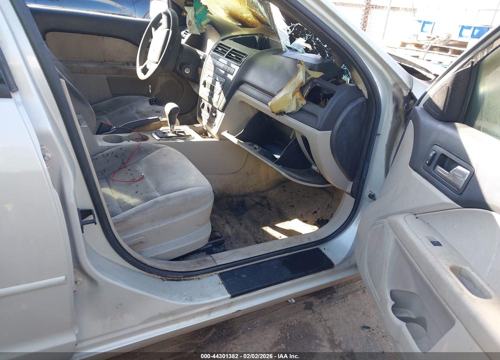 2008 FORD FUSION SE VIN: 3FAHP07Z98R121162