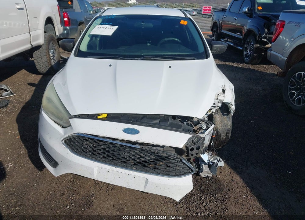 2015 FORD FOCUS S VIN: 1FADP3E29FL248138