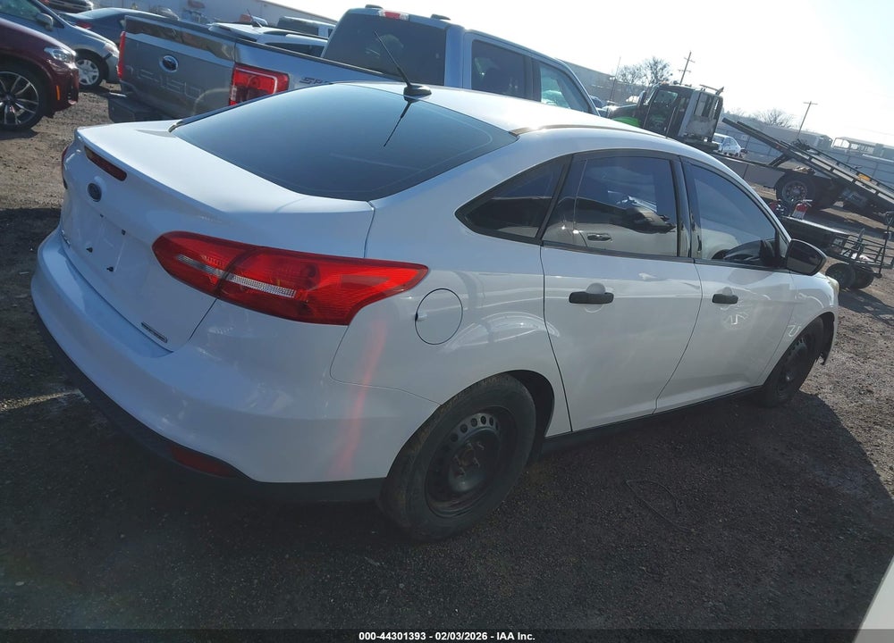 2015 FORD FOCUS S VIN: 1FADP3E29FL248138