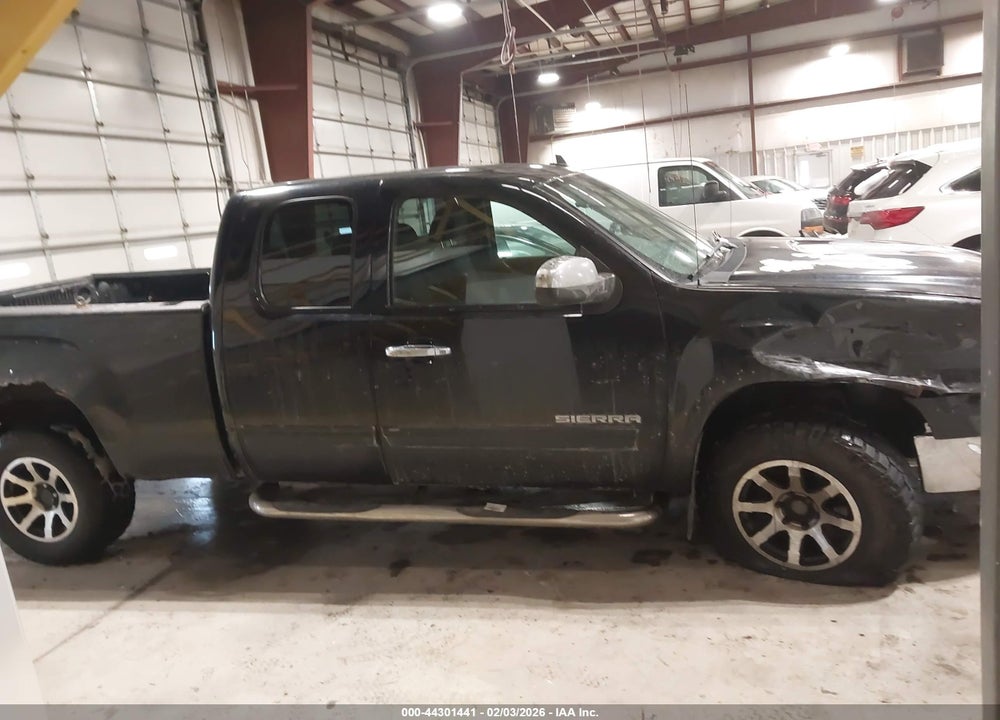 2011 GMC SIERRA 1500 SL VIN: 1GTR2UEA6BZ364884