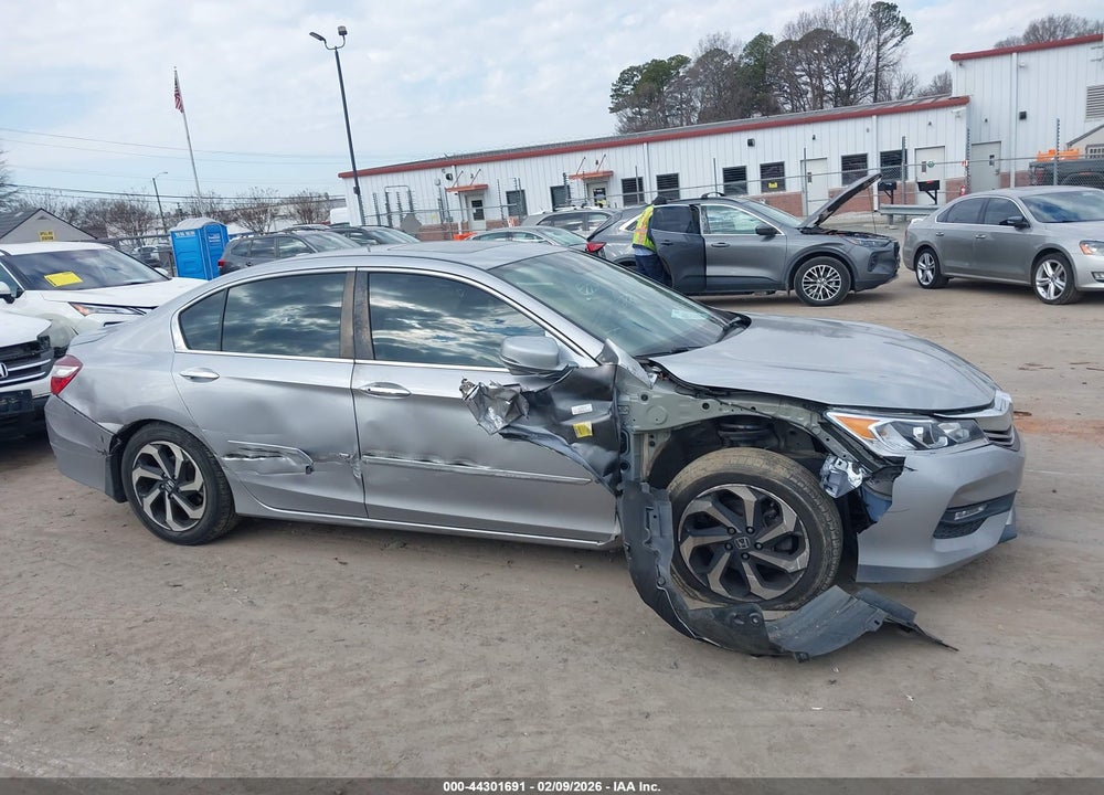 2017 HONDA ACCORD EX-L VIN: 1HGCR2F93HA109807