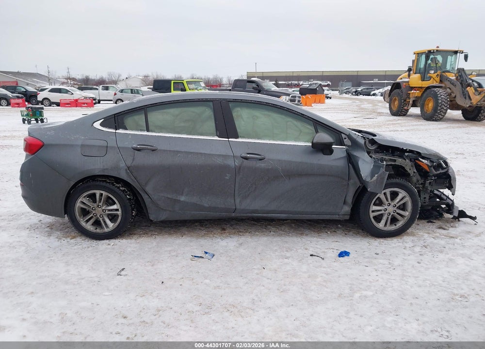 2018 CHEVROLET CRUZE LT AUTO VIN: 1G1BE5SM5J7205600