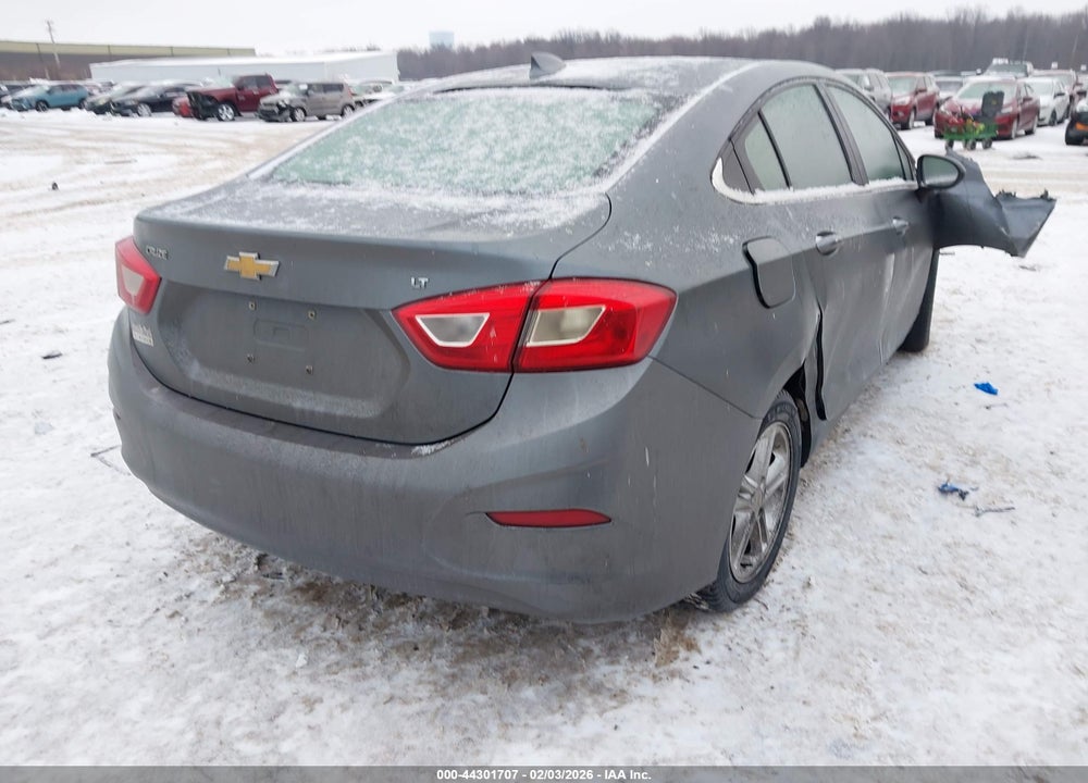 2018 CHEVROLET CRUZE LT AUTO VIN: 1G1BE5SM5J7205600