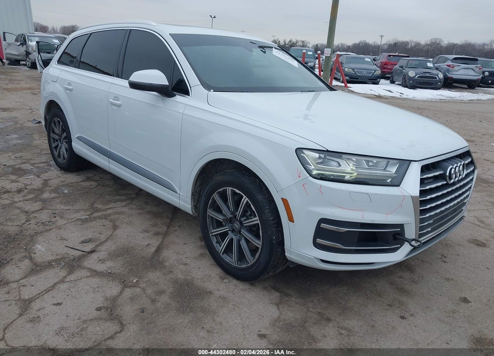 2017 AUDI Q7 3.0T PREMIUM VIN: WA1LAAF77HD014142