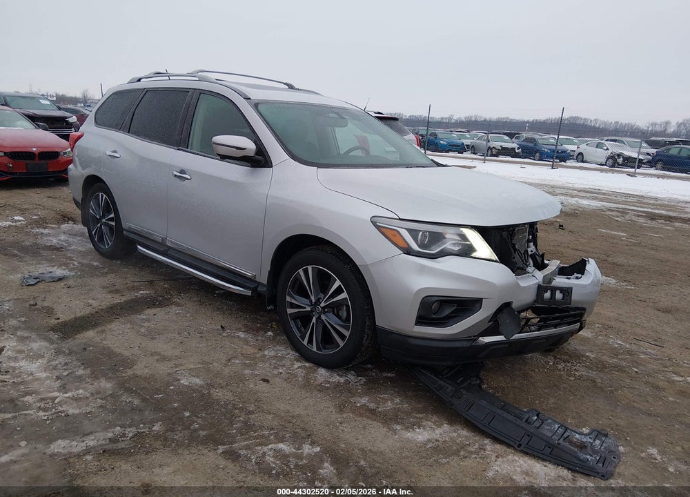 2018 NISSAN PATHFINDER PLATINUM VIN: 5N1DR2MM0JC657456