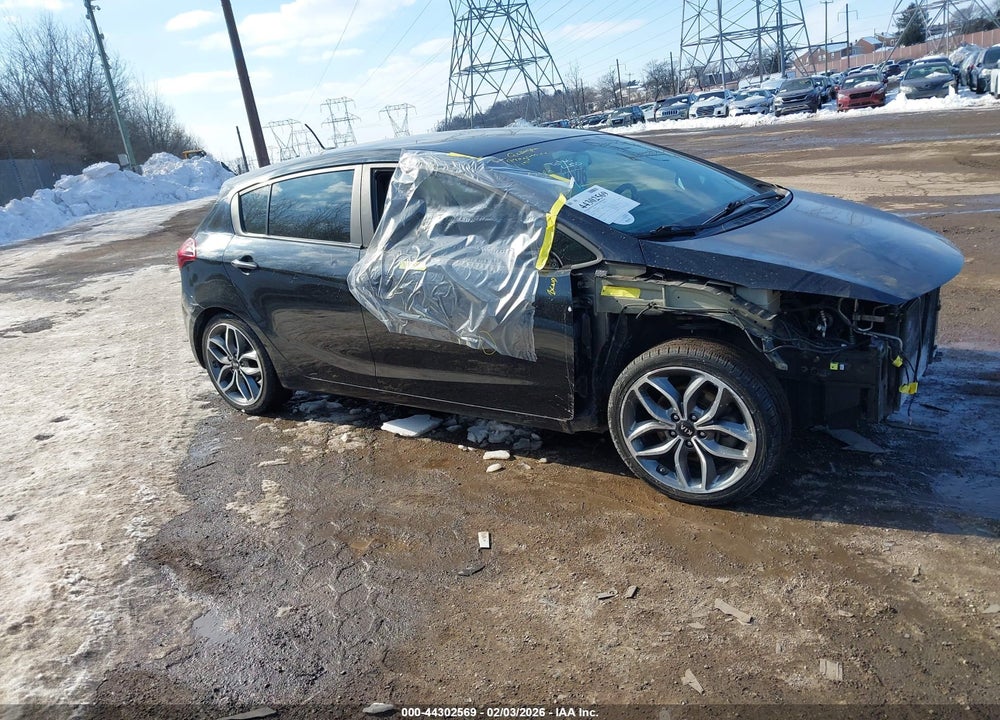 2016 KIA FORTE SX VIN: KNAFZ5A35G5631097