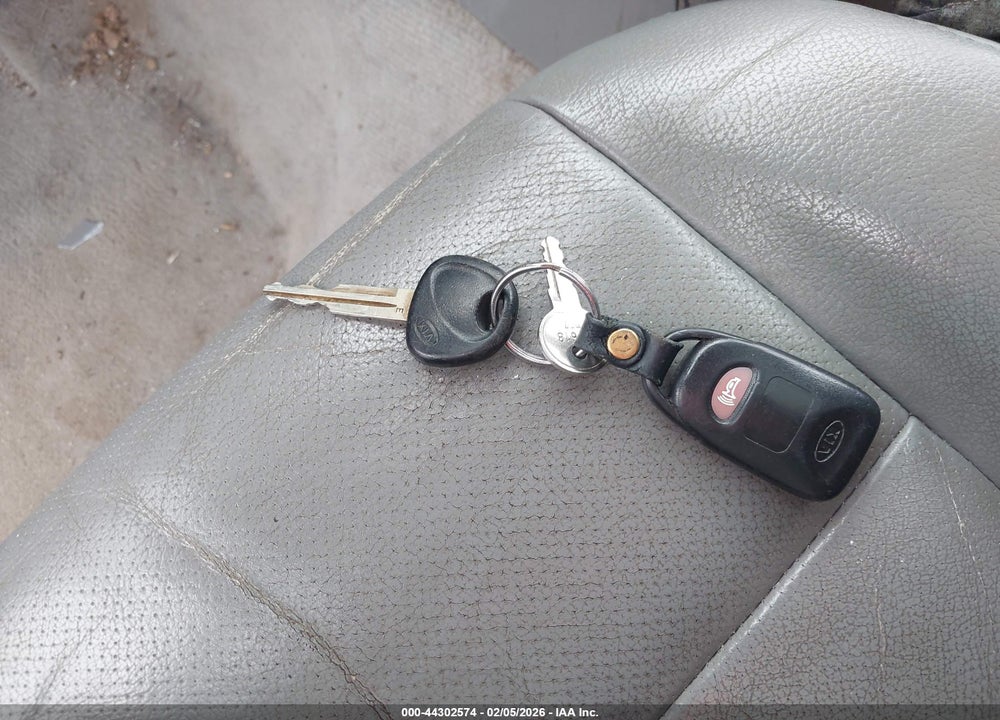 2007 KIA SORENTO EX VIN: KNDJD736375665764