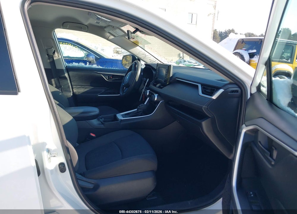 2020 TOYOTA RAV4 LE VIN: 2T3F1RFV3LC092379