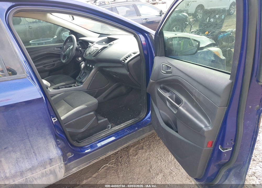 2016 FORD ESCAPE S VIN: 1FMCU0F72GUA82026