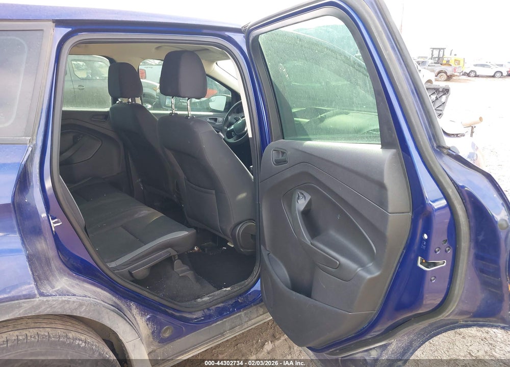2016 FORD ESCAPE S VIN: 1FMCU0F72GUA82026