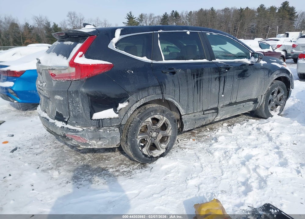 2018 HONDA CR-V EX VIN: 7FARW2H58JE016021