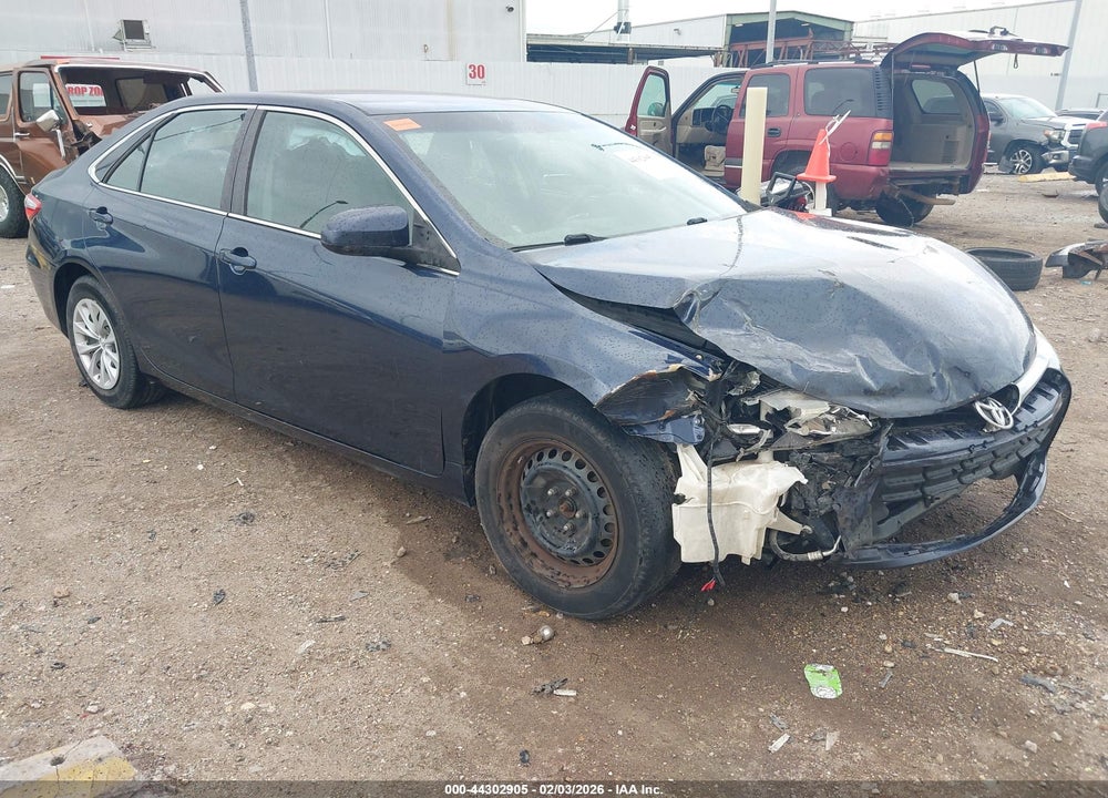 2015 TOYOTA CAMRY LE VIN: 4T4BF1FK8FR504725