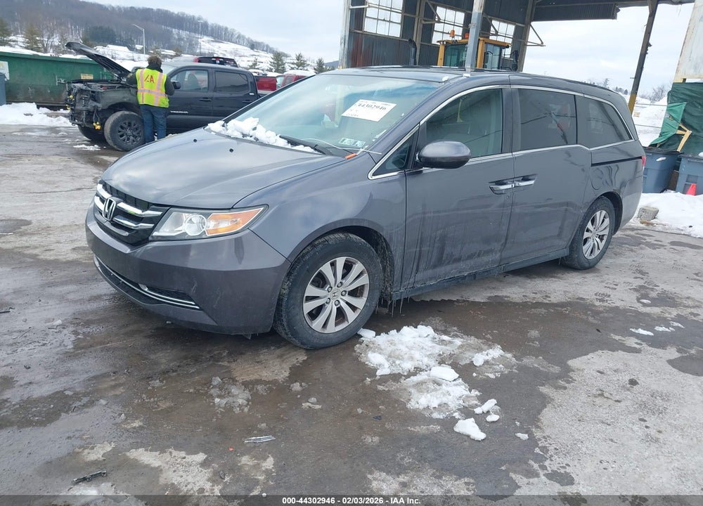 2016 HONDA ODYSSEY SE VIN: 5FNRL5H37GB102742
