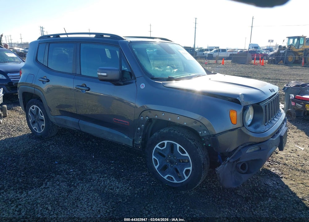 2016 JEEP RENEGADE TRAILHAWK VIN: ZACCJBCT5GPC88484