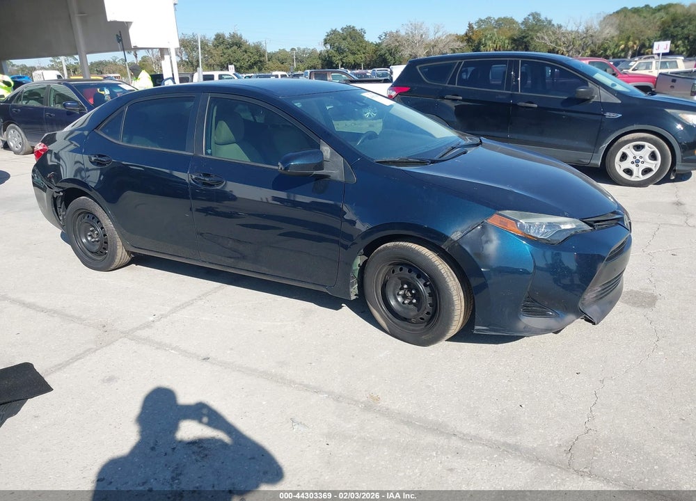 2017 TOYOTA COROLLA LE VIN: 5YFBURHE5HP676642