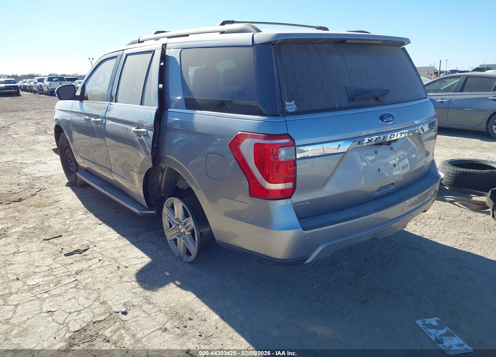 2021 FORD EXPEDITION XLT VIN: 1FMJU1HT1MEA86985