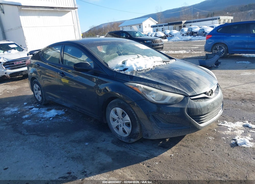 2016 HYUNDAI ELANTRA SE VIN: 5NPDH4AE9GH684667