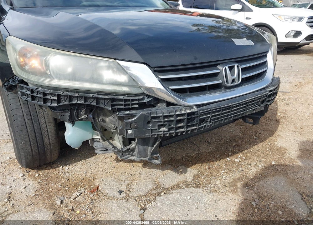 2015 HONDA ACCORD LX VIN: 1HGCR2F38FA250977