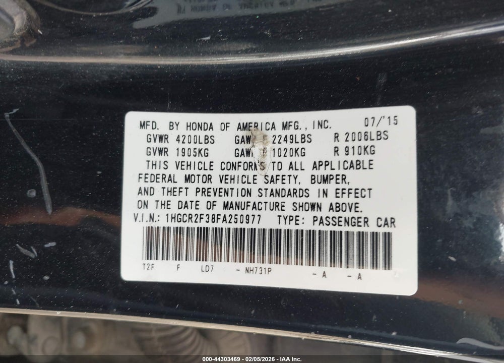 2015 HONDA ACCORD LX VIN: 1HGCR2F38FA250977