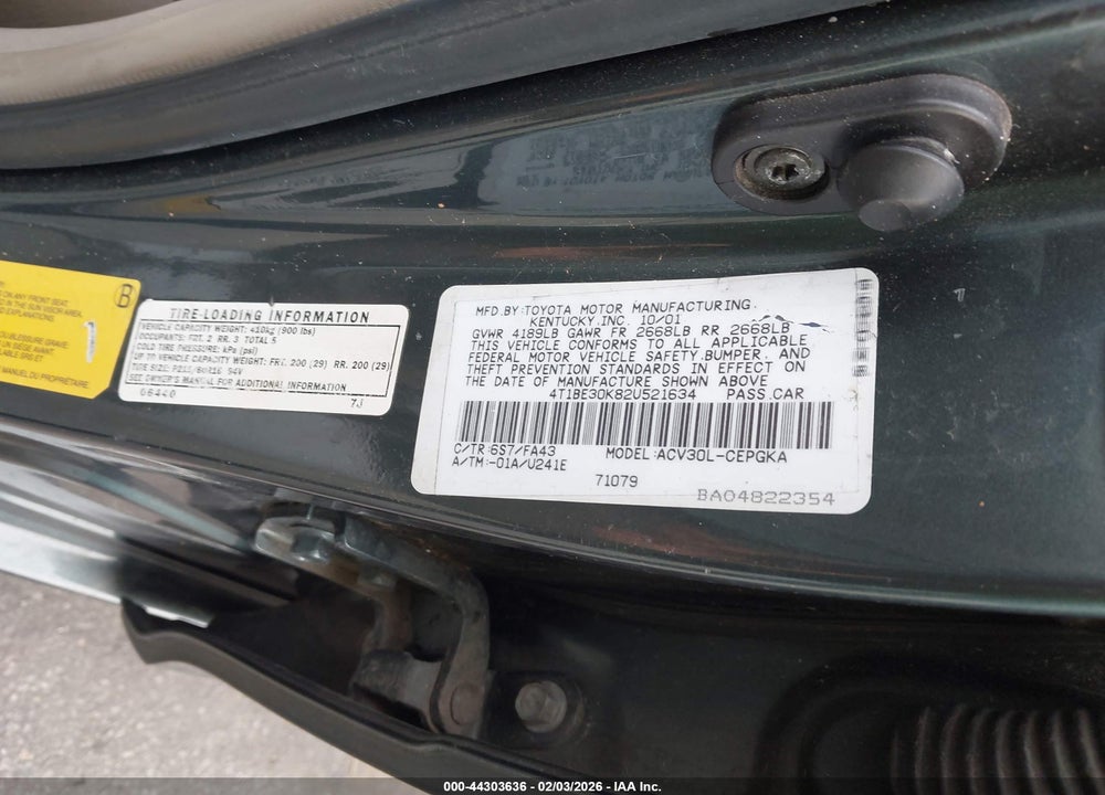 2002 TOYOTA CAMRY XLE VIN: 4T1BE30K82U521634