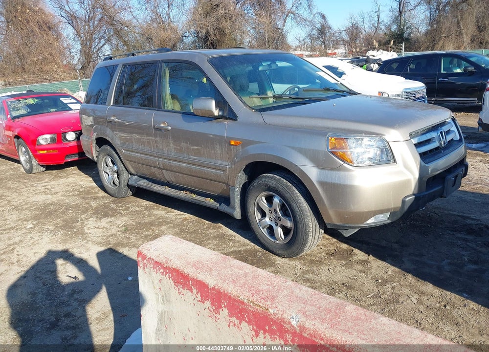 2007 HONDA PILOT EX-L VIN: 5FNYF18717B000707