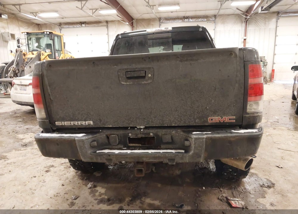 2007 GMC SIERRA 1500 DENALI VIN: 2GTEK638771689182