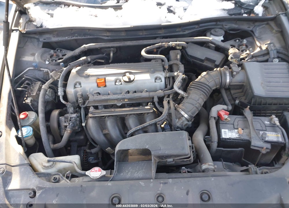 2011 HONDA ACCORD 2.4 EX-L VIN: 1HGCP2F88BA004913