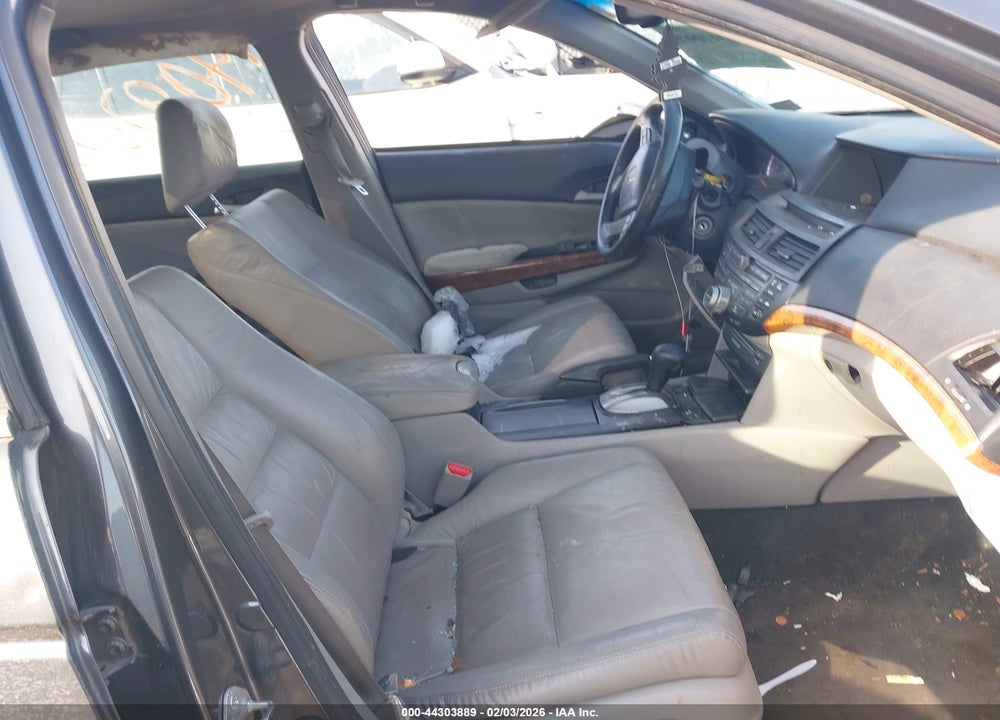 2011 HONDA ACCORD 2.4 EX-L VIN: 1HGCP2F88BA004913
