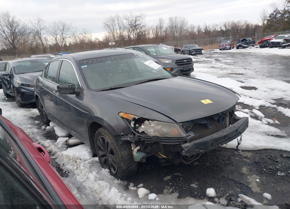 2011 HONDA ACCORD 2.4 EX-L VIN: 1HGCP2F88BA004913