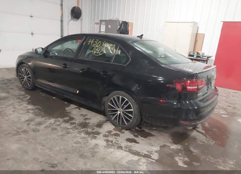 2016 VOLKSWAGEN JETTA 1.8T SPORT VIN: 3VWD17AJ3GM396279
