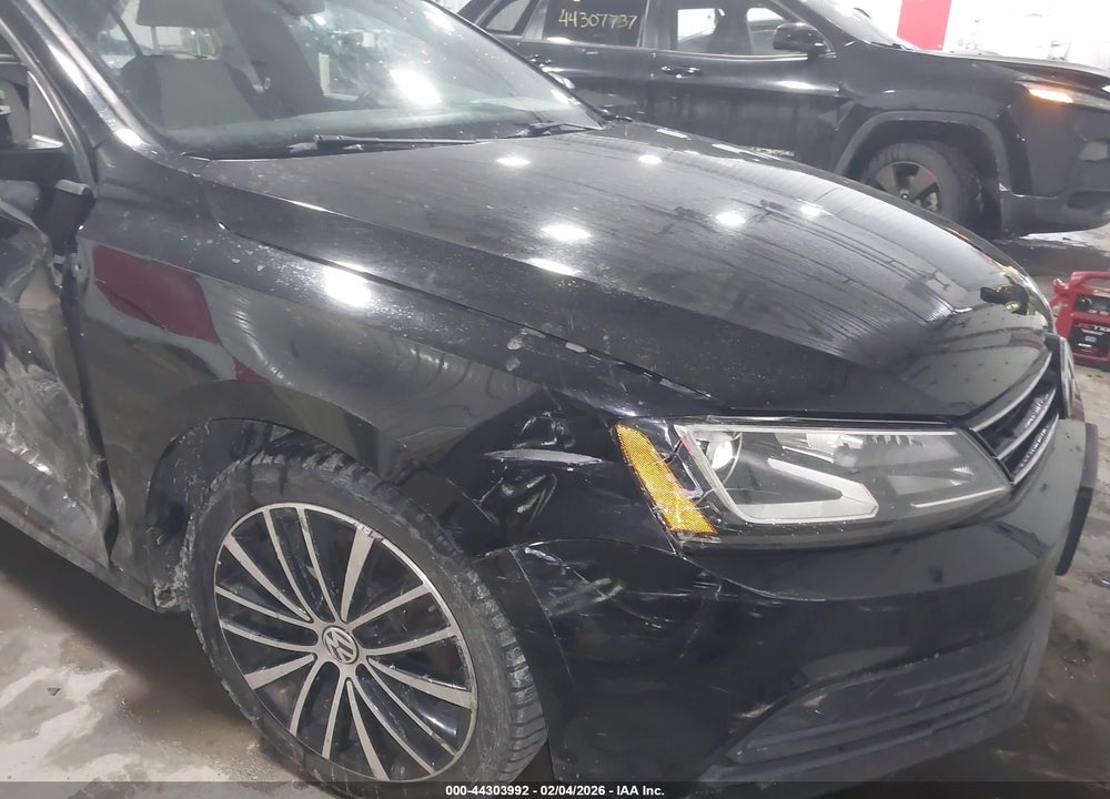 2016 VOLKSWAGEN JETTA 1.8T SPORT VIN: 3VWD17AJ3GM396279