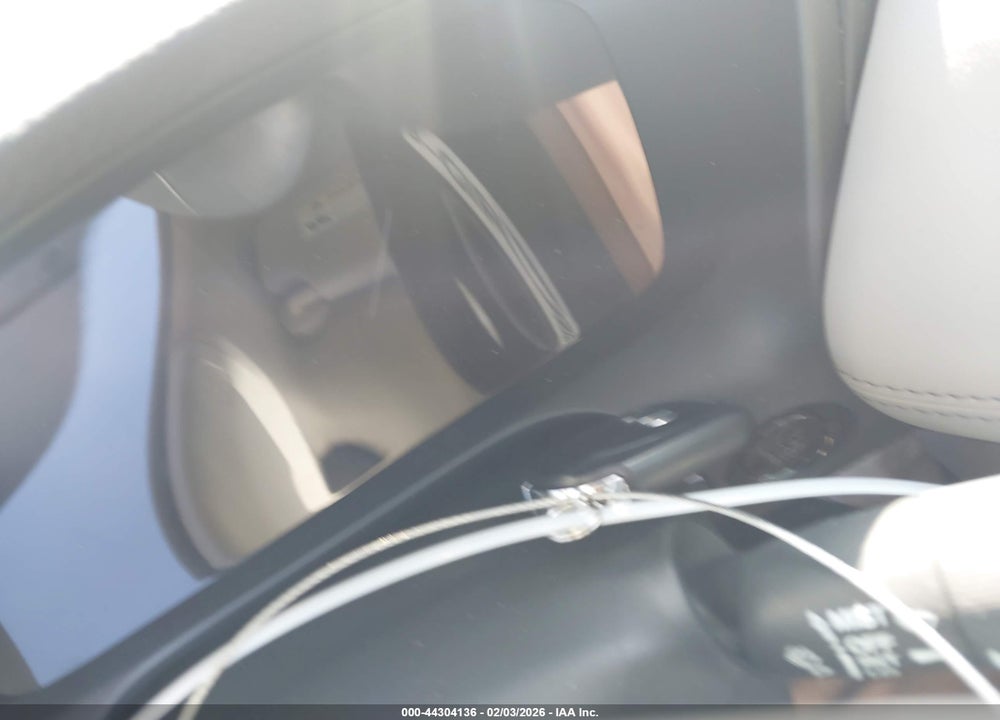 2025 HONDA HR-V 2WD EX-L VIN: 3CZRZ1H75SM742179