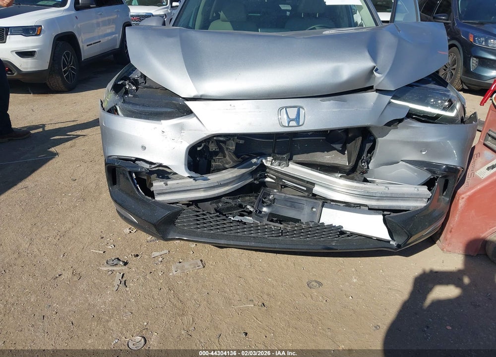 2025 HONDA HR-V 2WD EX-L VIN: 3CZRZ1H75SM742179