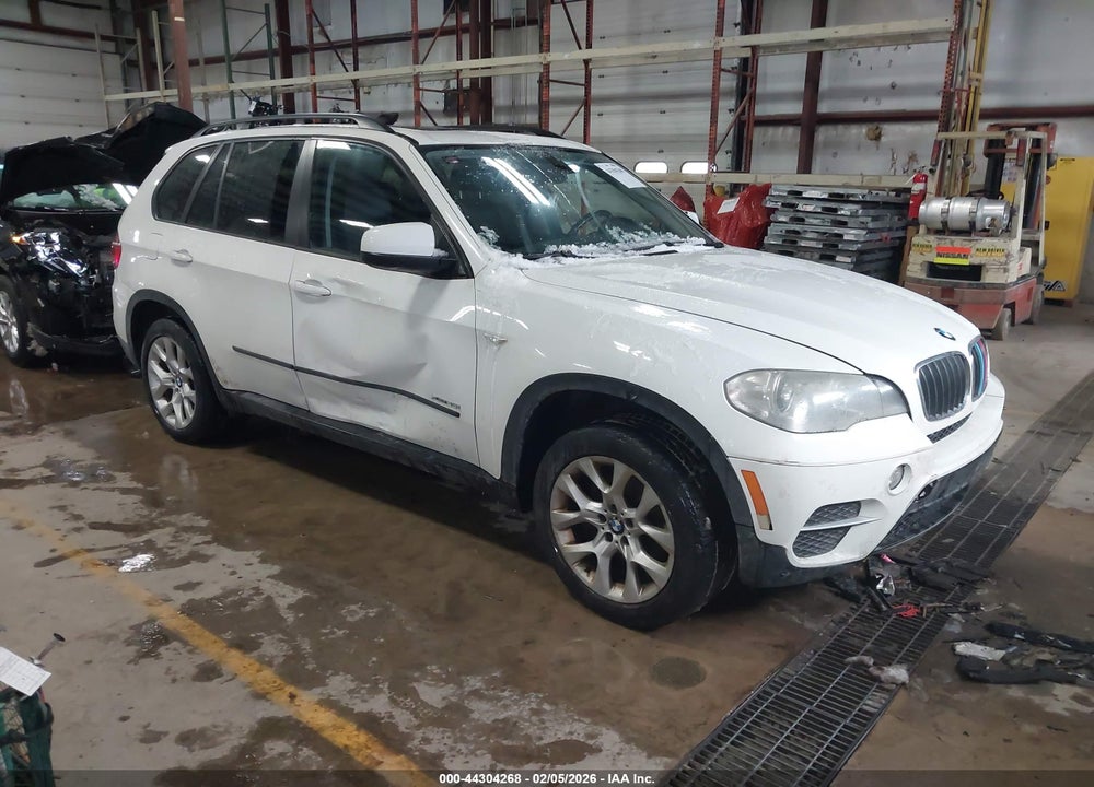2012 BMW X5 XDRIVE35I/XDRIVE35I PREMIUM/XDRIVE35I SPORT ACTIVITY VIN: 5UXZV4C57CL747345