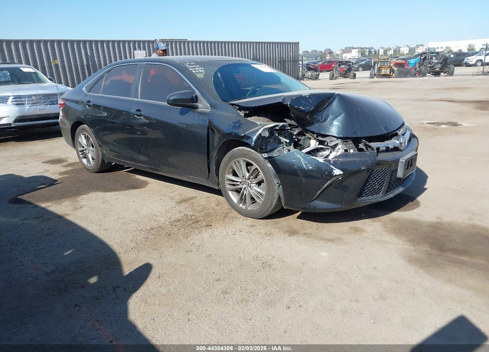 2015 TOYOTA CAMRY SE VIN: 4T1BF1FK4FU056607