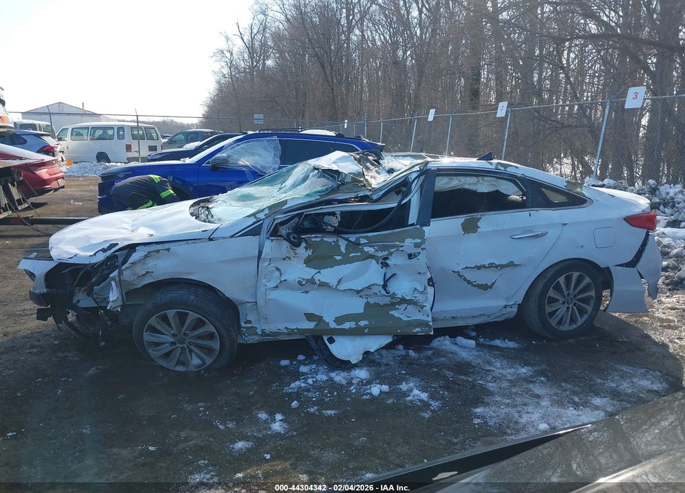 2017 HYUNDAI SONATA SPORT VIN: 5NPE34AF9HH466662