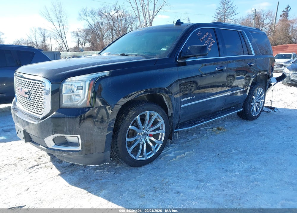 2017 GMC YUKON DENALI VIN: 1GKS2CKJ6HR360220