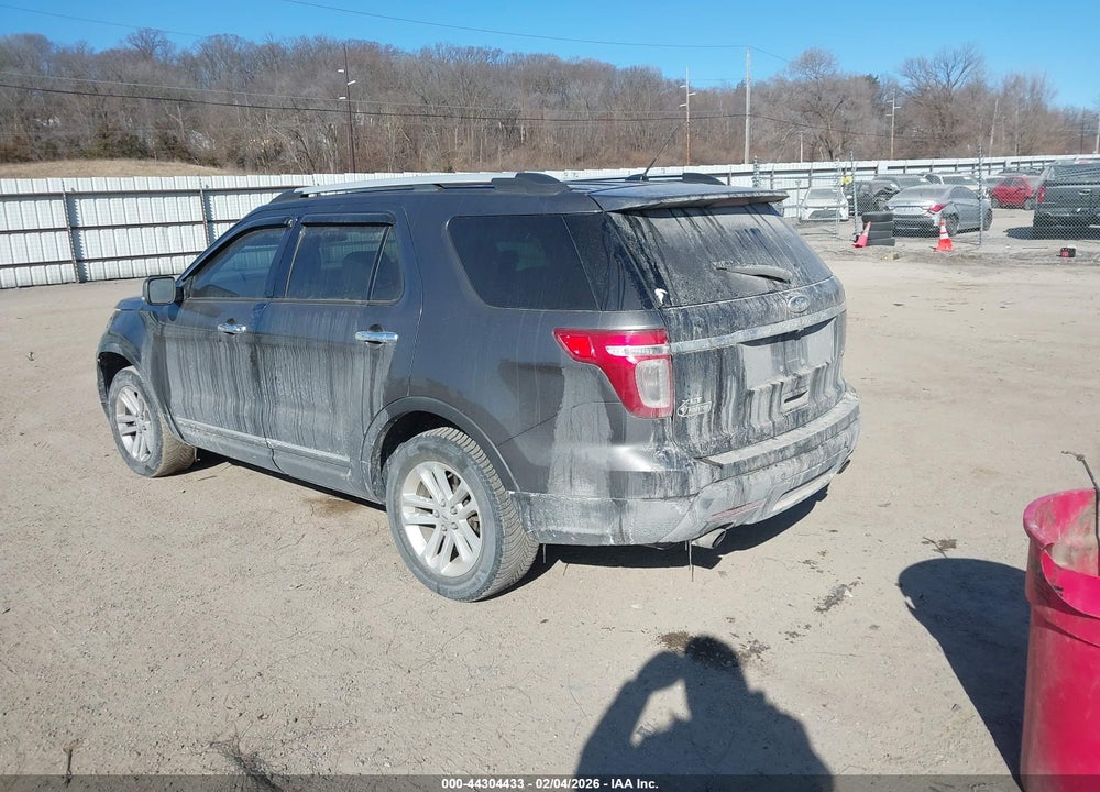 2015 FORD EXPLORER XLT VIN: 1FM5K7D90FGB33435