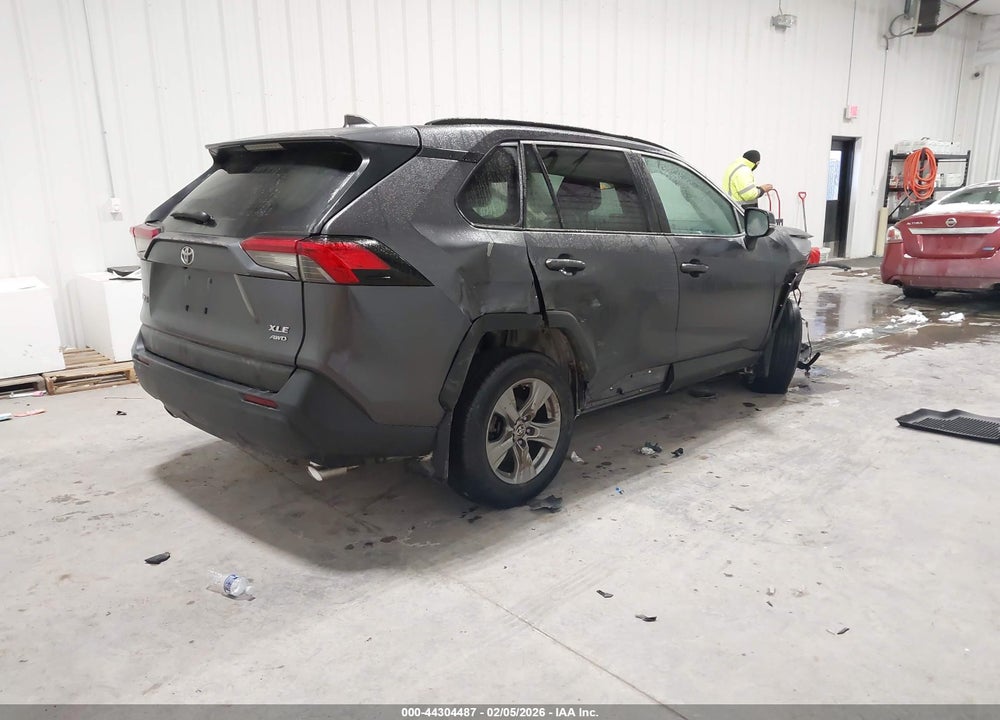 2024 TOYOTA RAV4 XLE VIN: 2T3P1RFVXRC456049