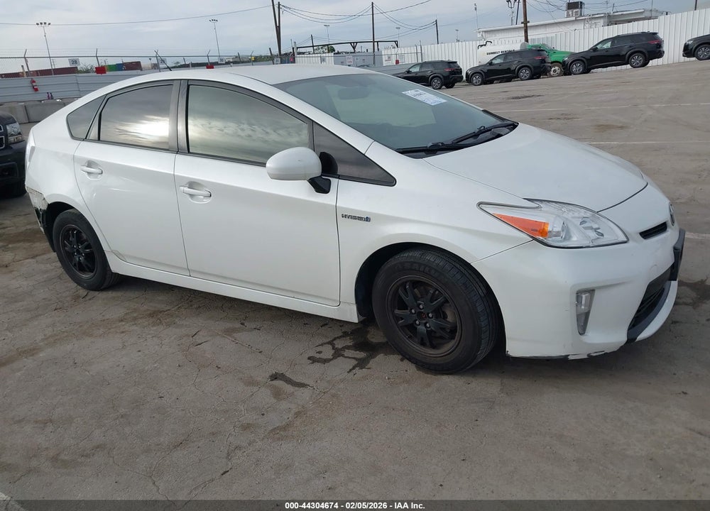 2015 TOYOTA PRIUS TWO VIN: JTDKN3DU4F1998732