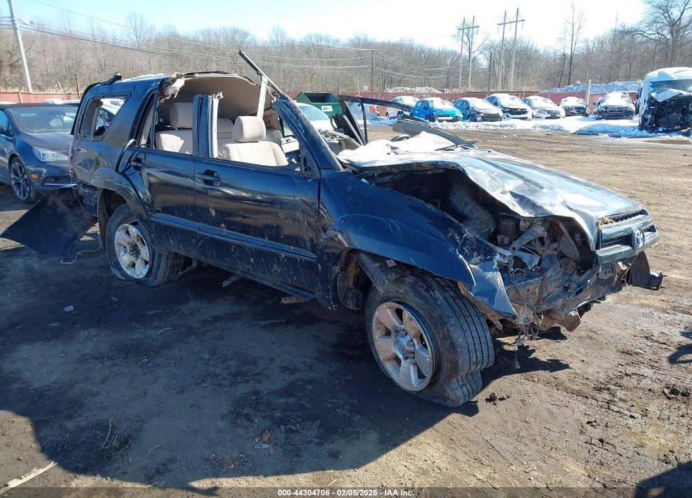 2004 TOYOTA 4RUNNER SR5 V6 VIN: JTEZU14R040023340