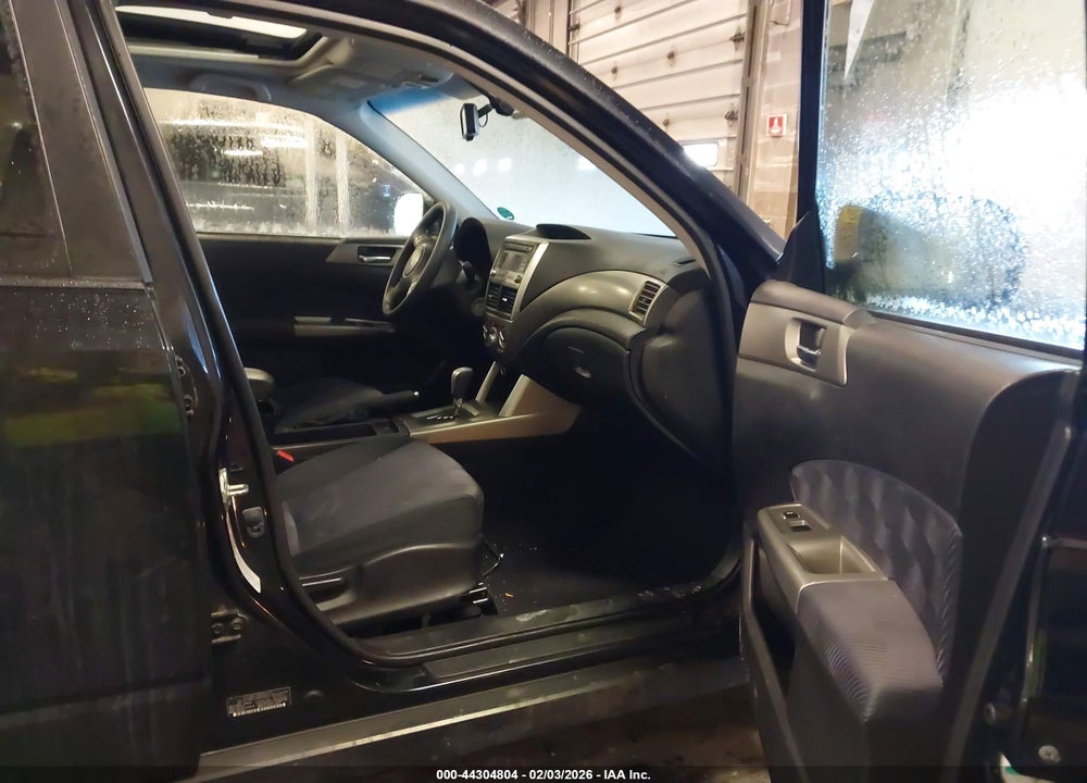 2010 SUBARU FORESTER 2.5X PREMIUM VIN: JF2SH6CCXAH904419