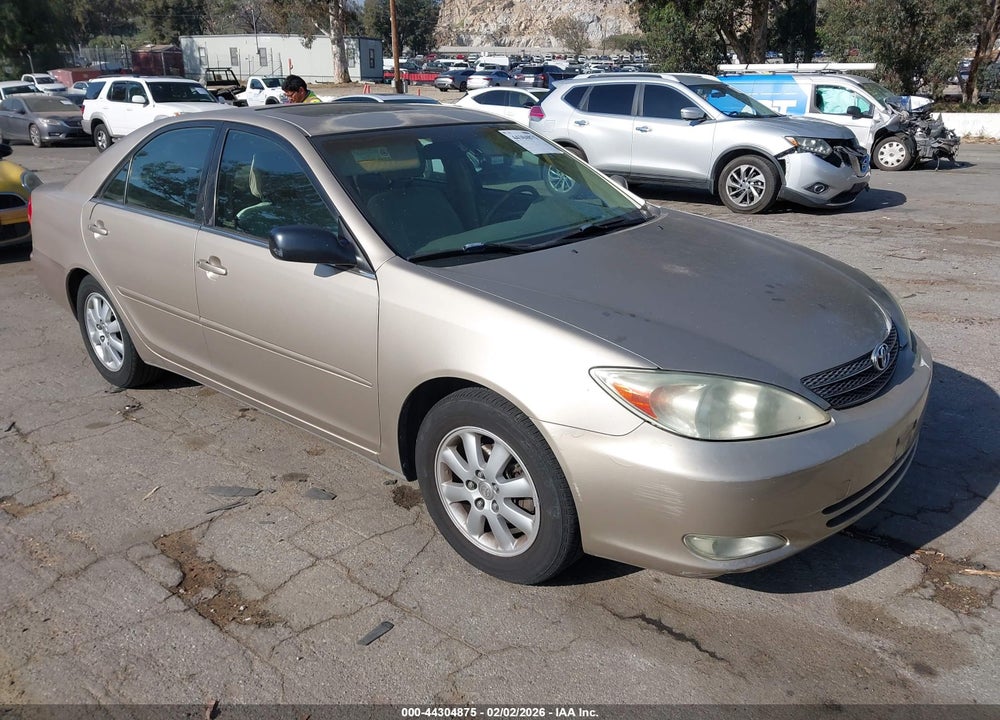 2002 TOYOTA CAMRY XLE VIN: JTDBE32K720106975