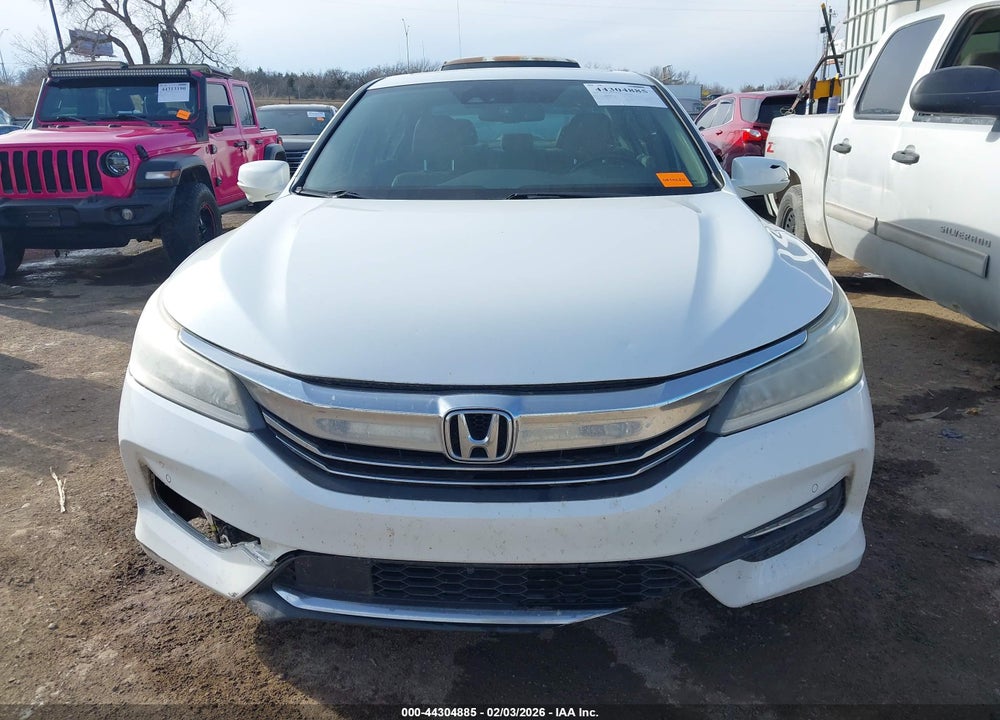 2016 HONDA ACCORD TOURING VIN: 1HGCR3F9XGA026508