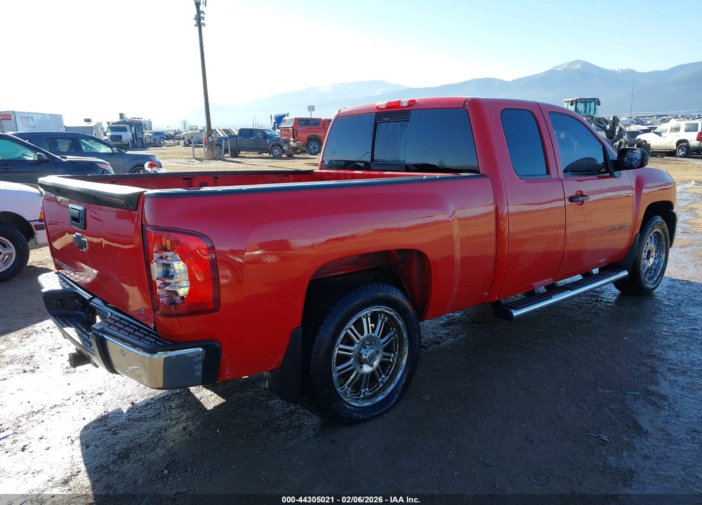 2013 CHEVROLET SILVERADO 1500 LT VIN: 1GCRCSE0XDZ403584