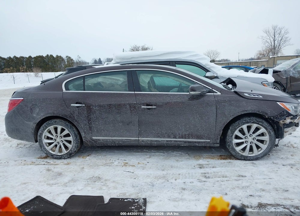 2016 BUICK LACROSSE VIN: 1G4GB5G30GF189841