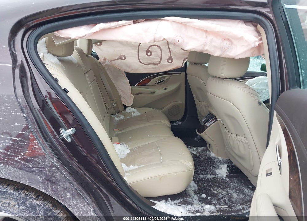 2016 BUICK LACROSSE VIN: 1G4GB5G30GF189841